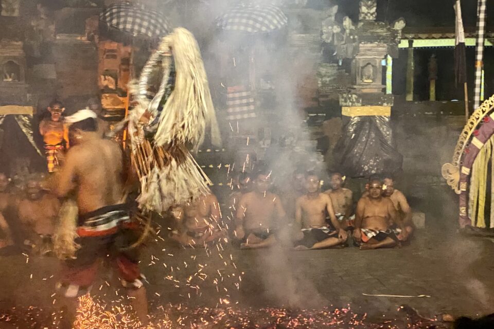 Tradycyjny taniec Kecak